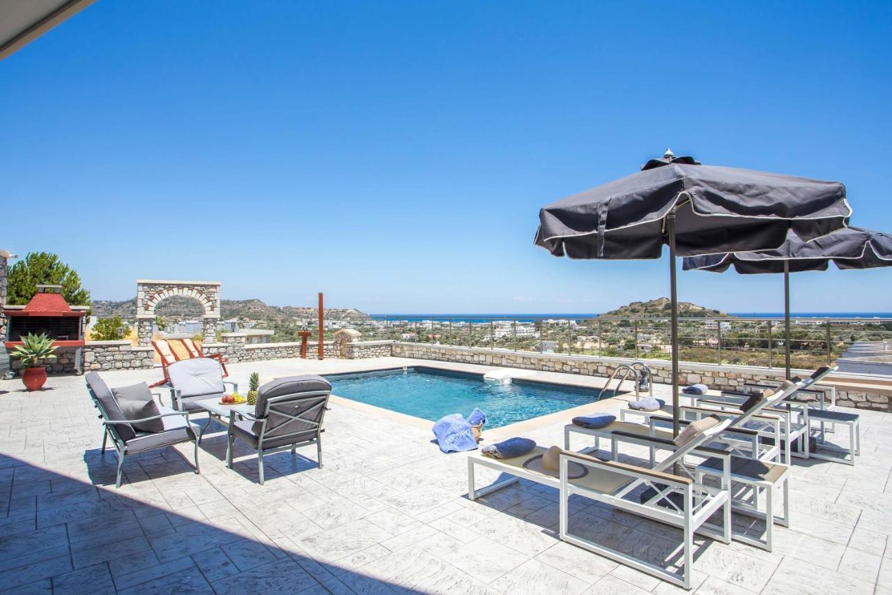 Des & Coo Luxury Villa With Private Pool فاليراكي المظهر الخارجي الصورة