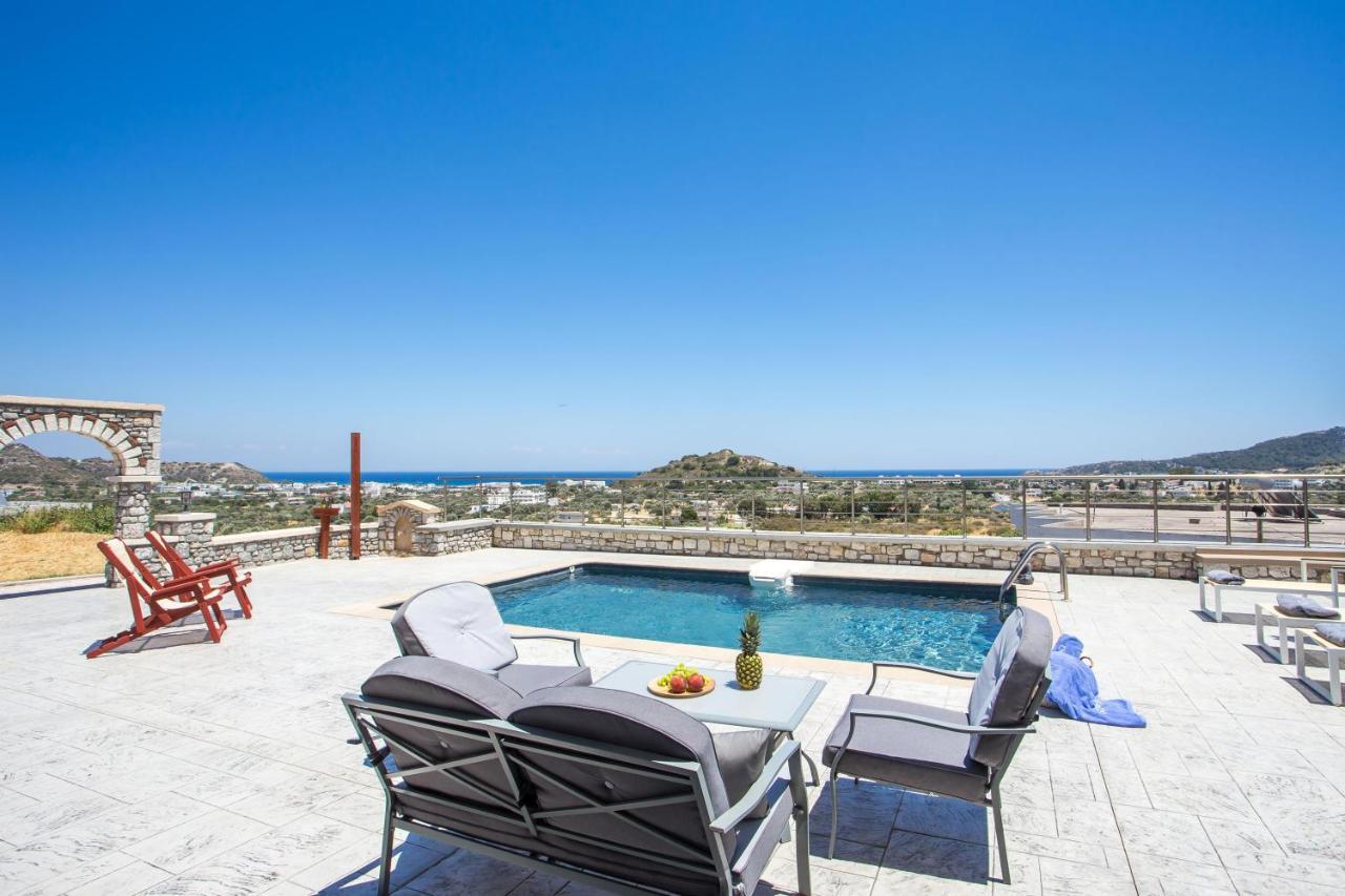 Des & Coo Luxury Villa With Private Pool فاليراكي المظهر الخارجي الصورة