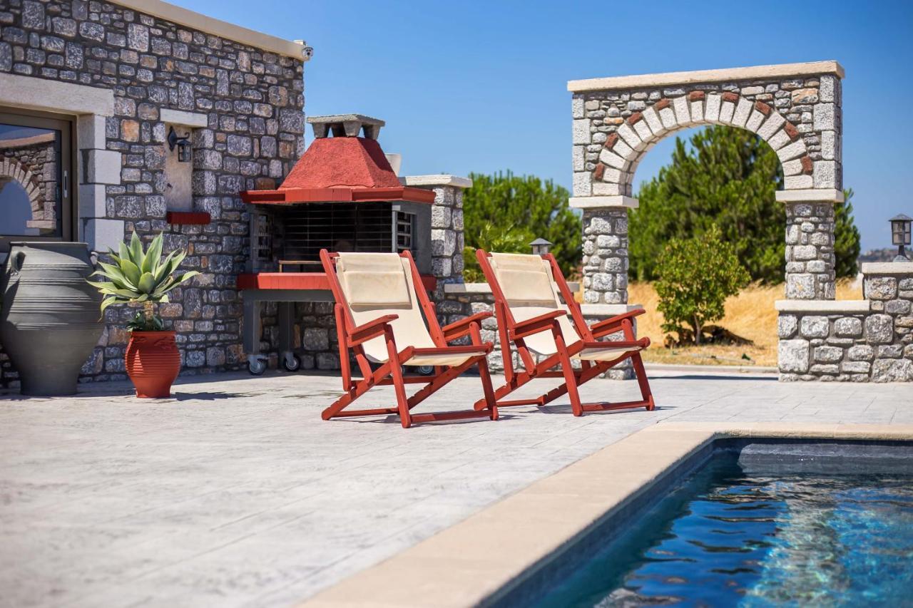 Des & Coo Luxury Villa With Private Pool فاليراكي المظهر الخارجي الصورة
