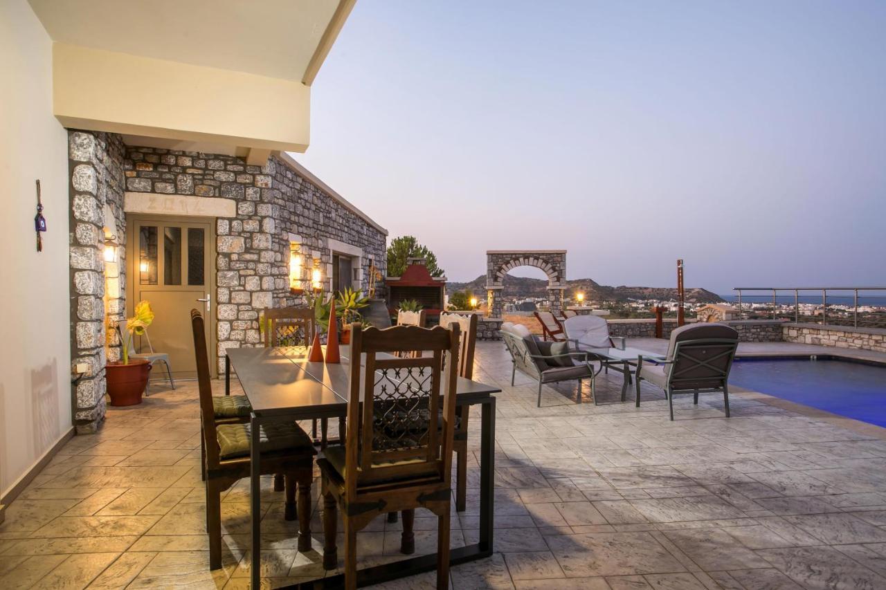Des & Coo Luxury Villa With Private Pool فاليراكي المظهر الخارجي الصورة